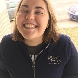 Meet your Posher, Abbie